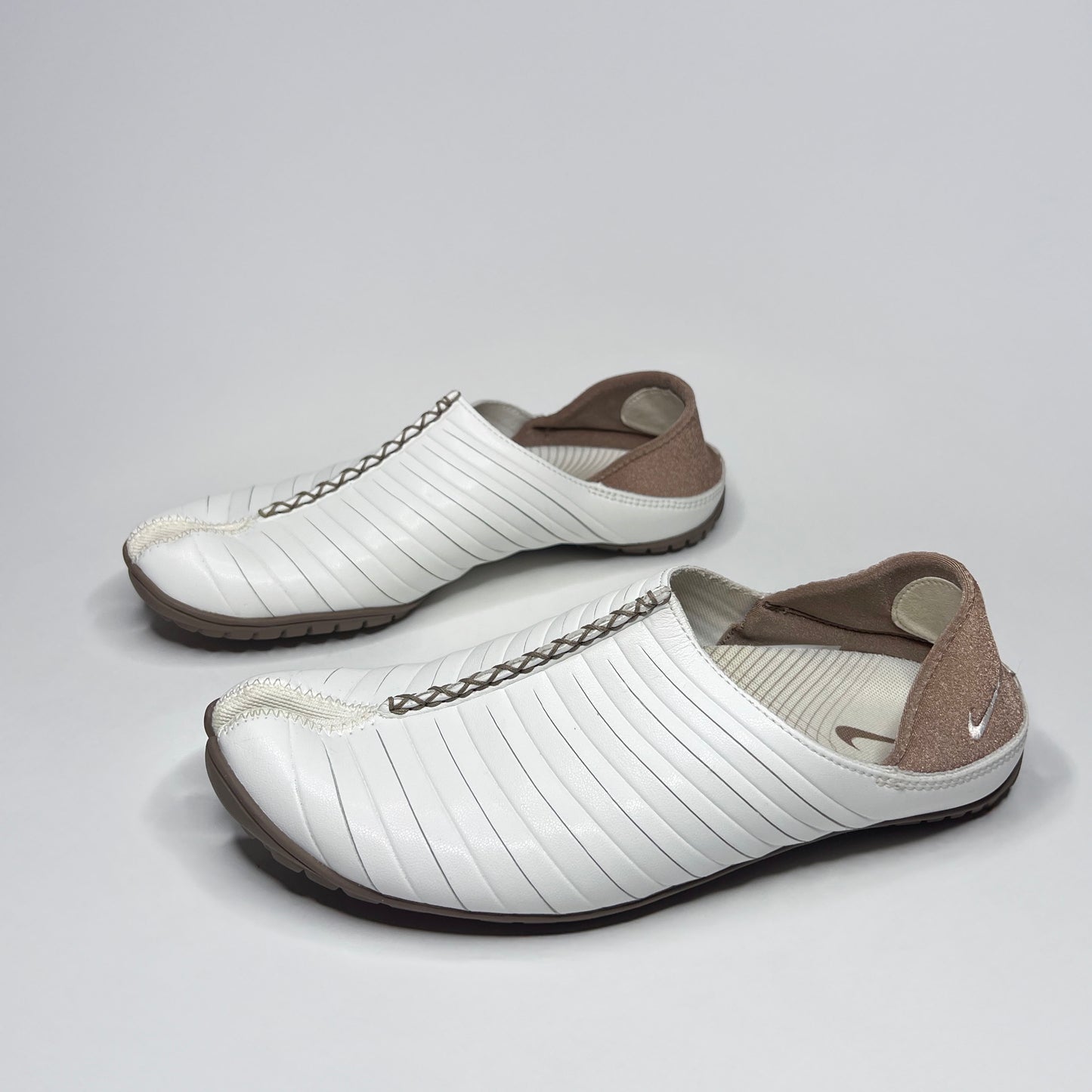 Nike Kembali White Tabi Sneakers