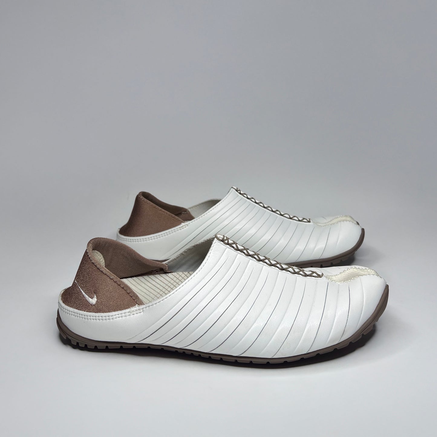 Nike Kembali White Tabi Sneakers