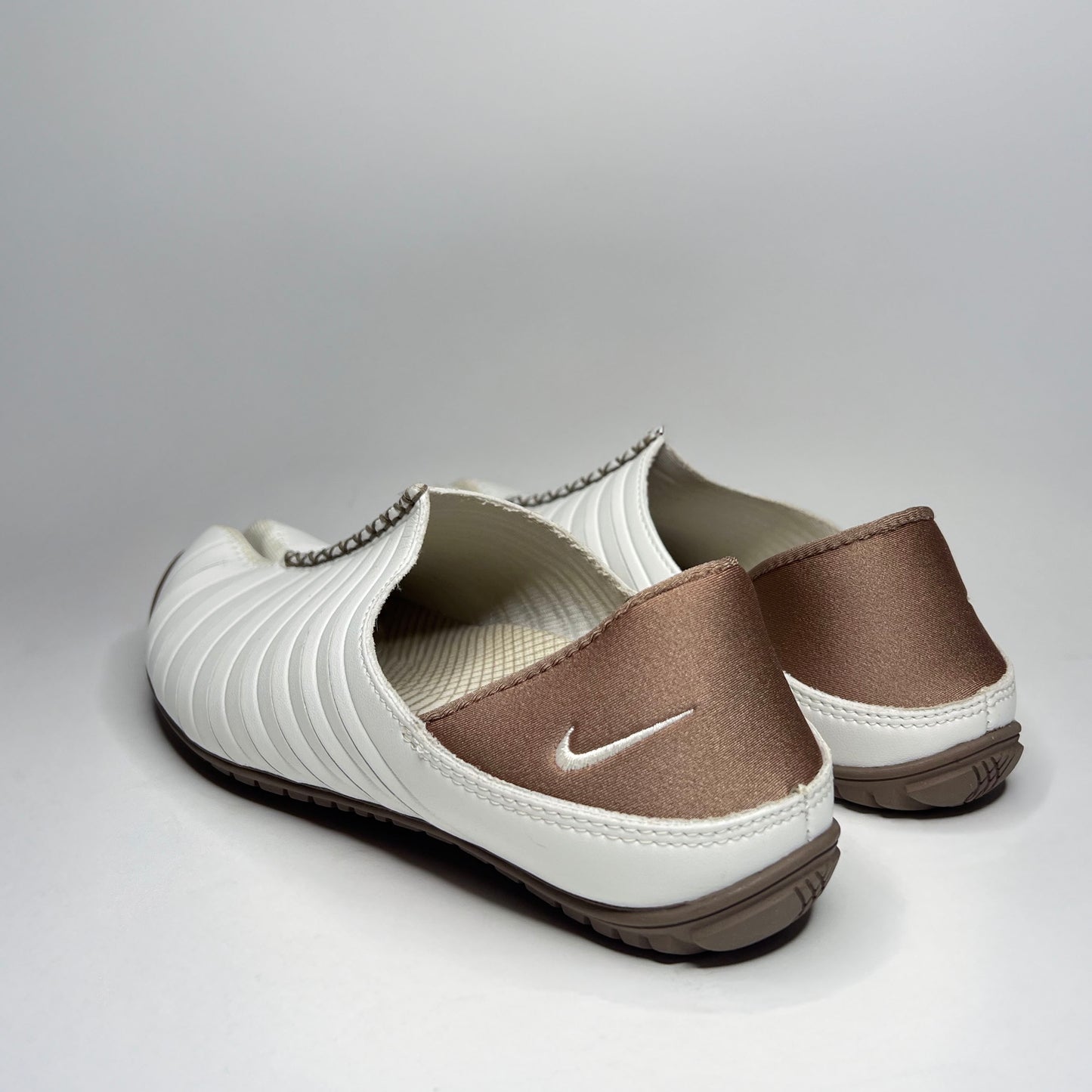 Nike Kembali White Tabi Sneakers