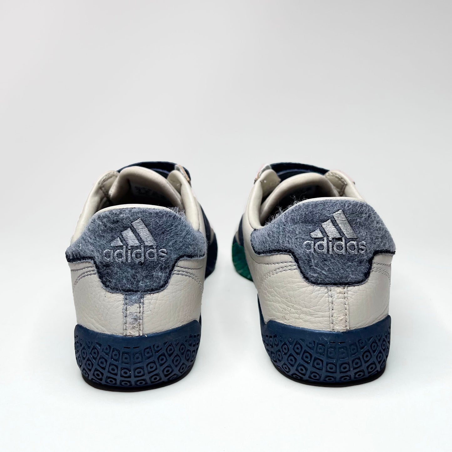 Adidas Vintage Sneakers