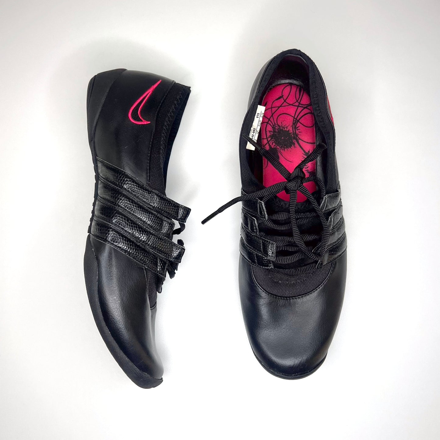 Nike Prep Vintage Sneakers