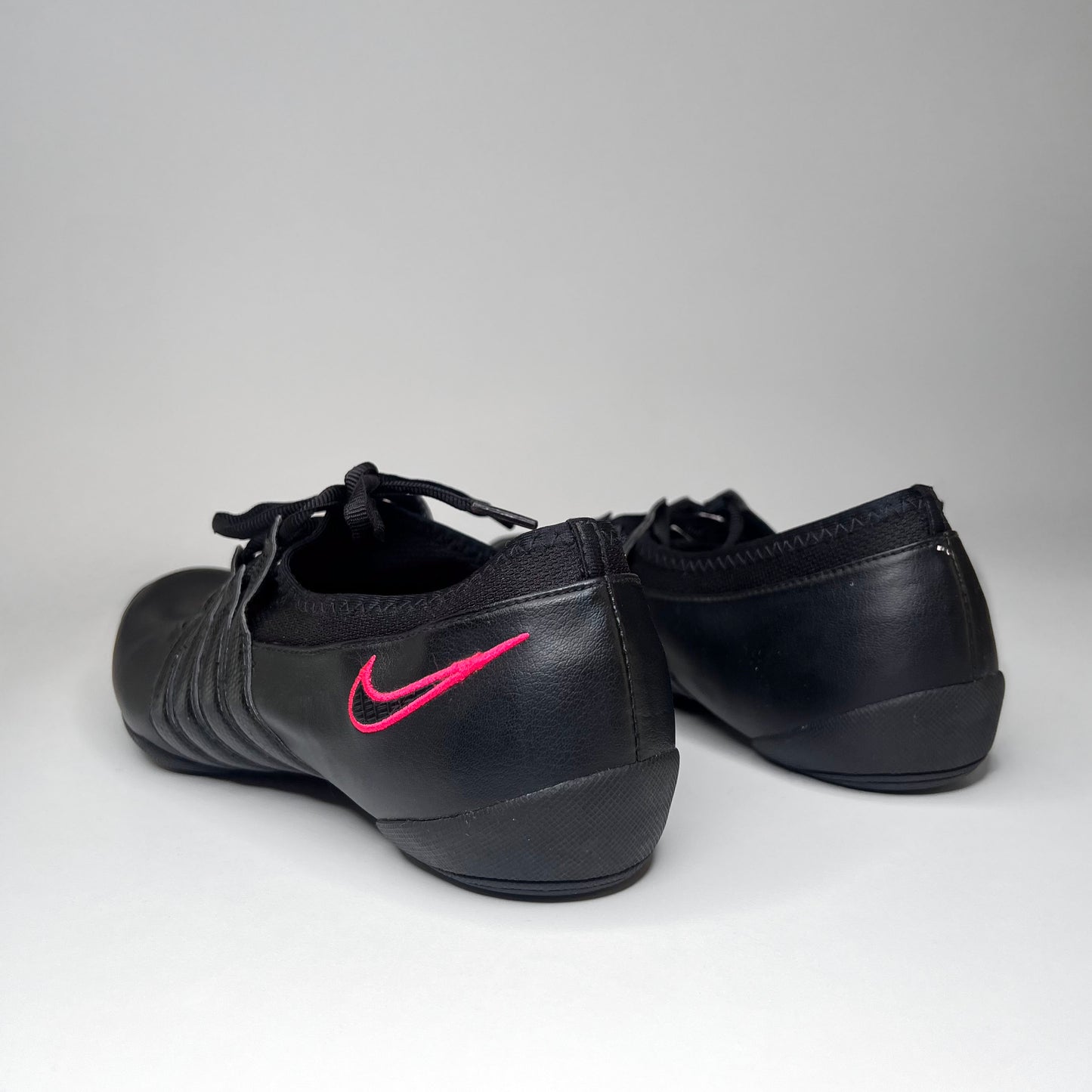 Nike Prep Vintage Sneakers