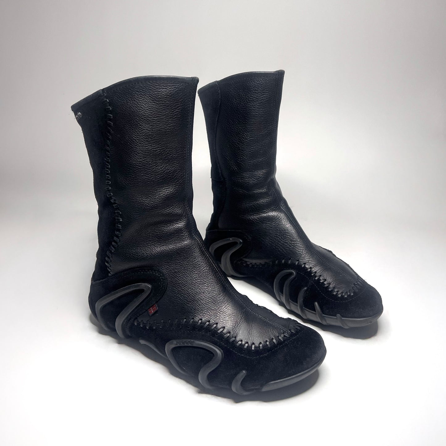 Ecco Vintage Black Leather Boots