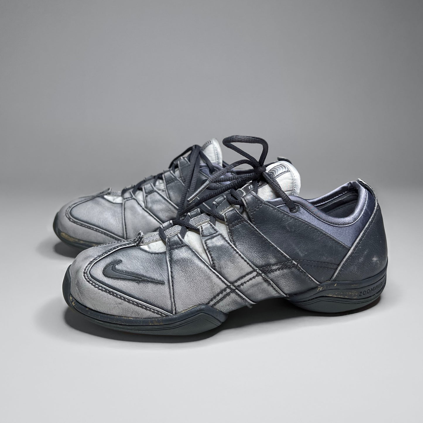 Nike Vintage Silver Sneakers