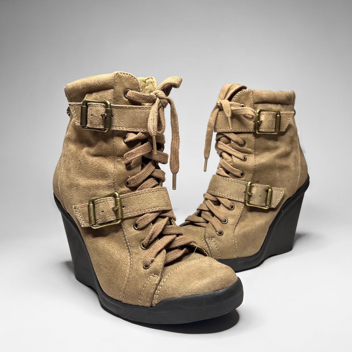 Vintage Vera Wang Marant Style Wedge Beige Leather Sneakers US 7.5
