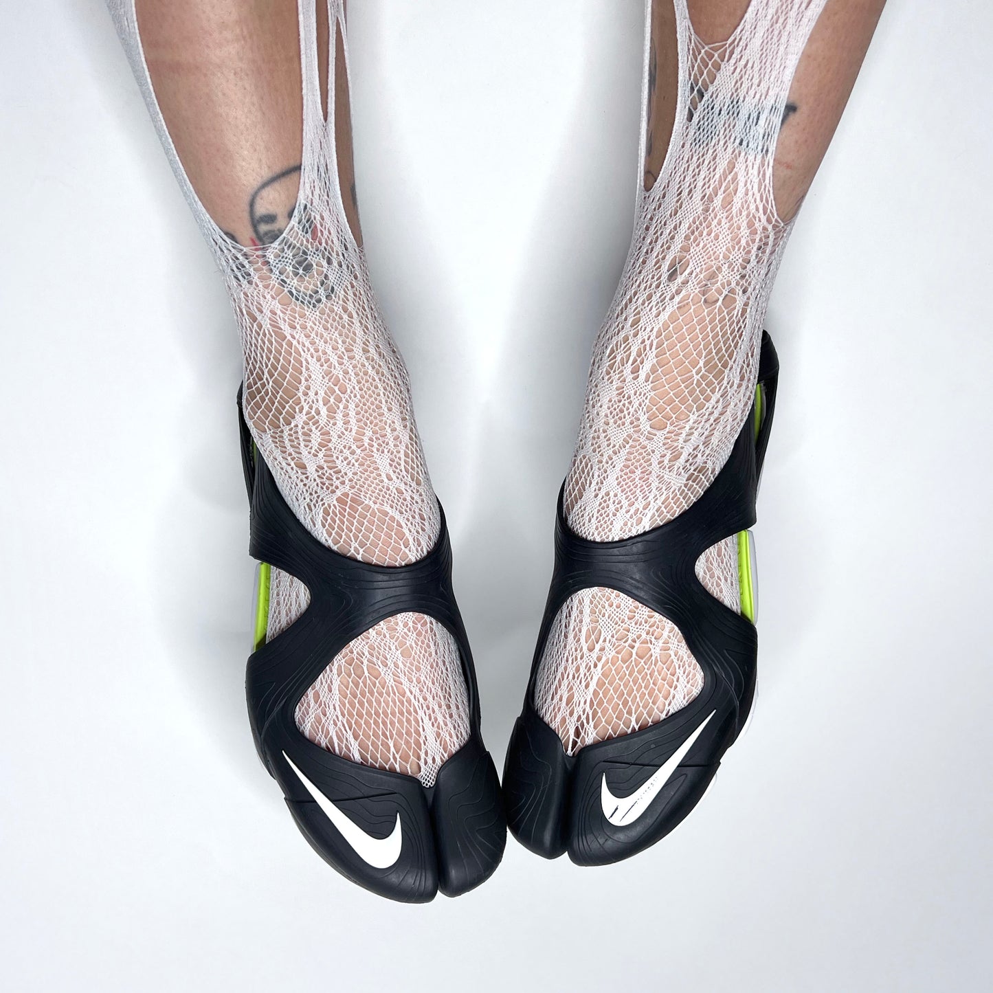 Nike Free Rift Tabi Sandals